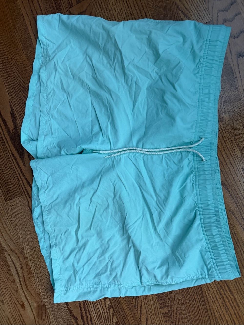 Men’s XXL swim trunks